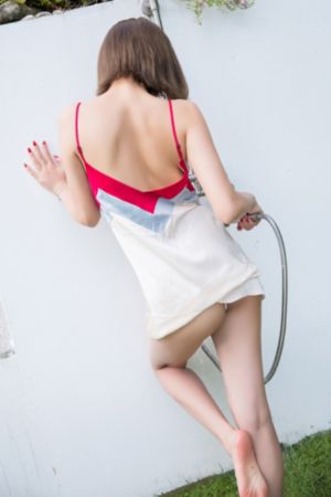 亚洲和欧美男人发型_完整版电影在线观看